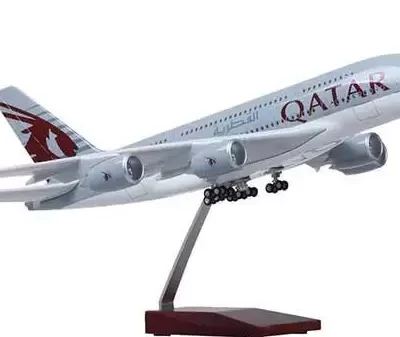 ماکت هواپیما قطر ایرویز ایرباس 380 Airplane Model Qatar Airways Airbus A380