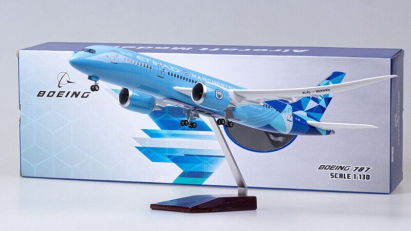 ماکت هواپیمایی اتحاد بویینگ 787 منچستر سیتی Etihad Boeing 787 manchester Airplane Model